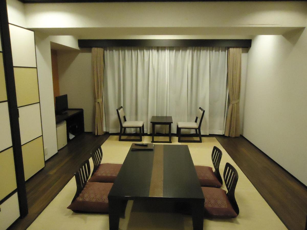 Отель Yamagisi Ryokan Фудзикавагутико Экстерьер фото