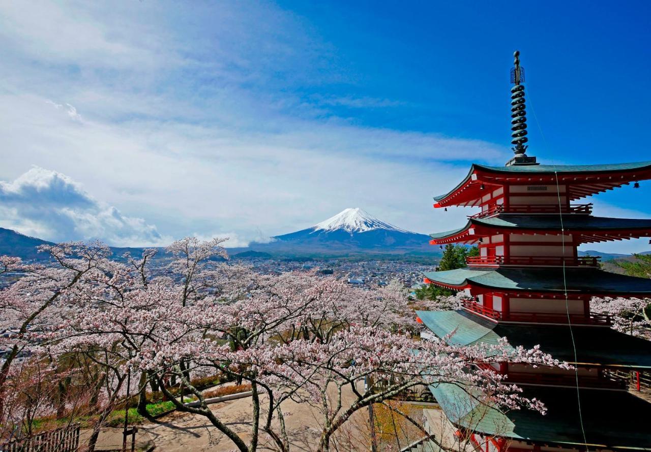 Отель Yamagisi Ryokan Фудзикавагутико Экстерьер фото